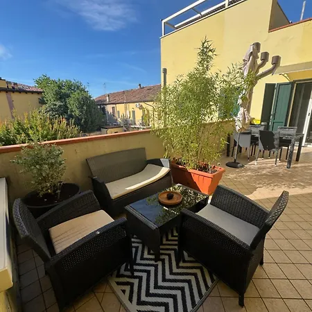 La Casa Del Pilota Con Box Auto Privato Апартаменты *